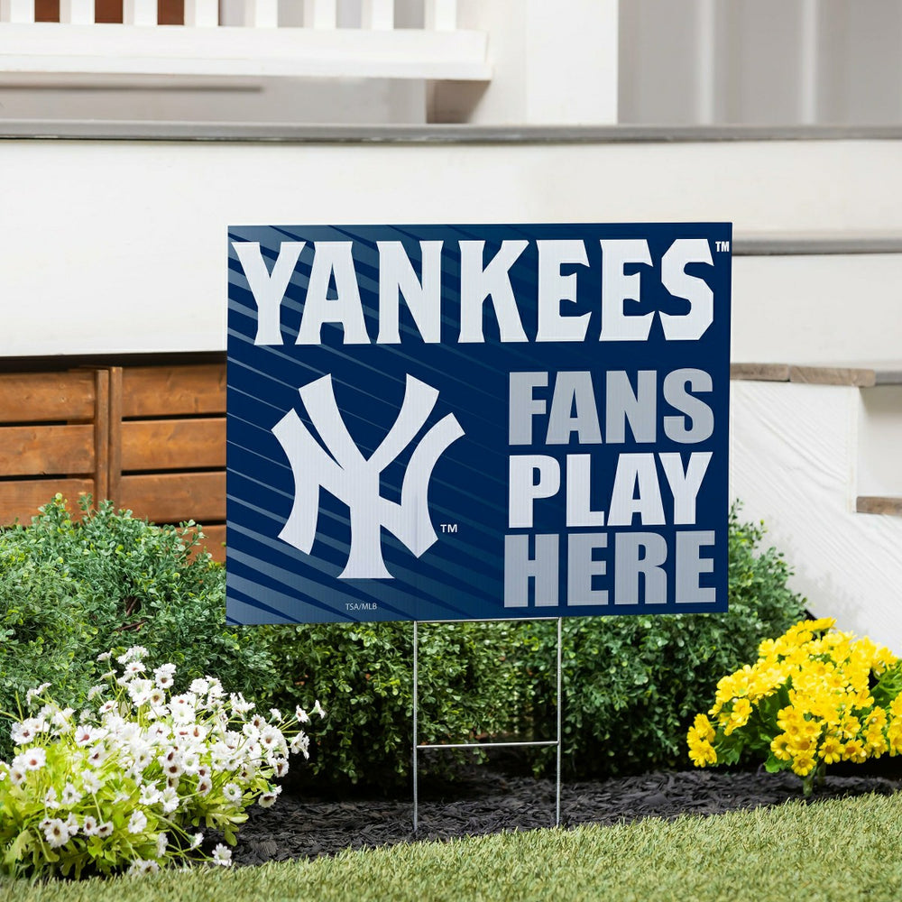 New York Yankees Coroplast Yard Sign "Fans Play Here"