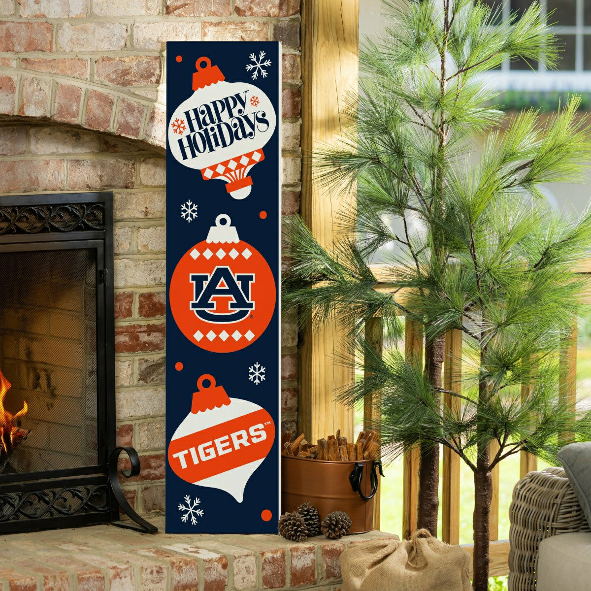 47" Double Sided Leaner, Auburn University, Christmas
