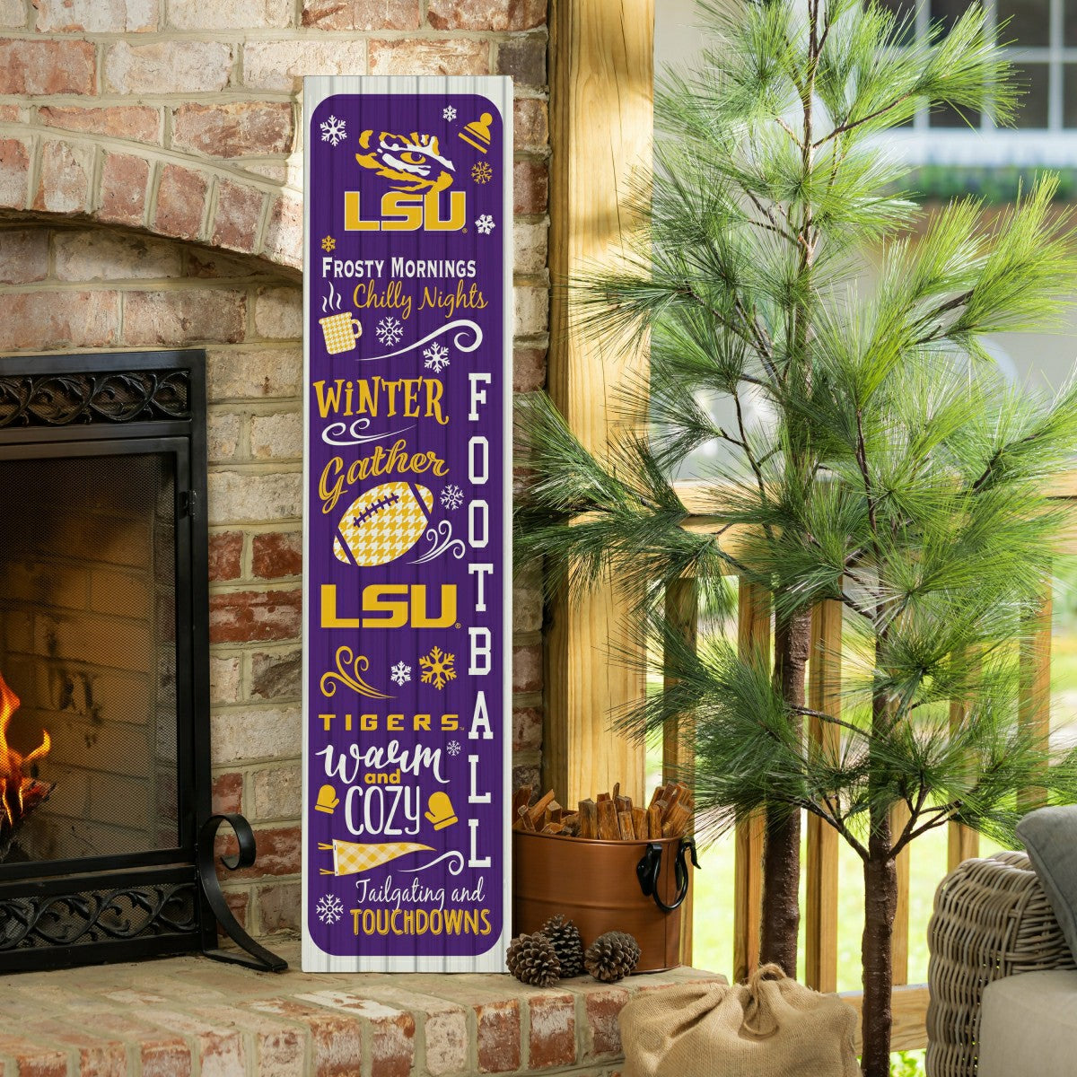 46" Double Sided Leaner, Louisiana State University, Winter Seasonal