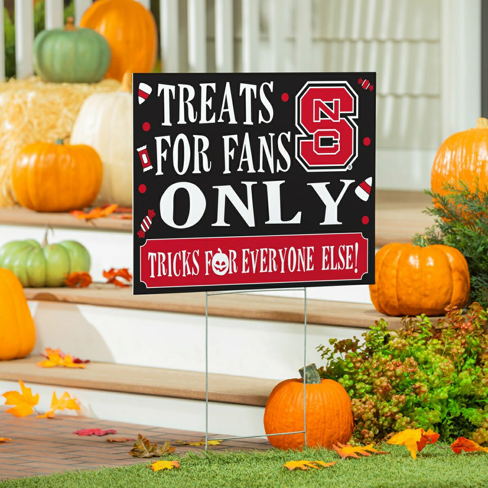 North Carolina State University Yard Sign, Halloween Treats for Fans