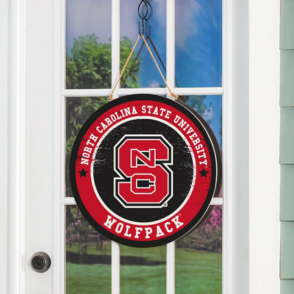 North Carolina State University Round Door Décor with Hanging Rope, 18