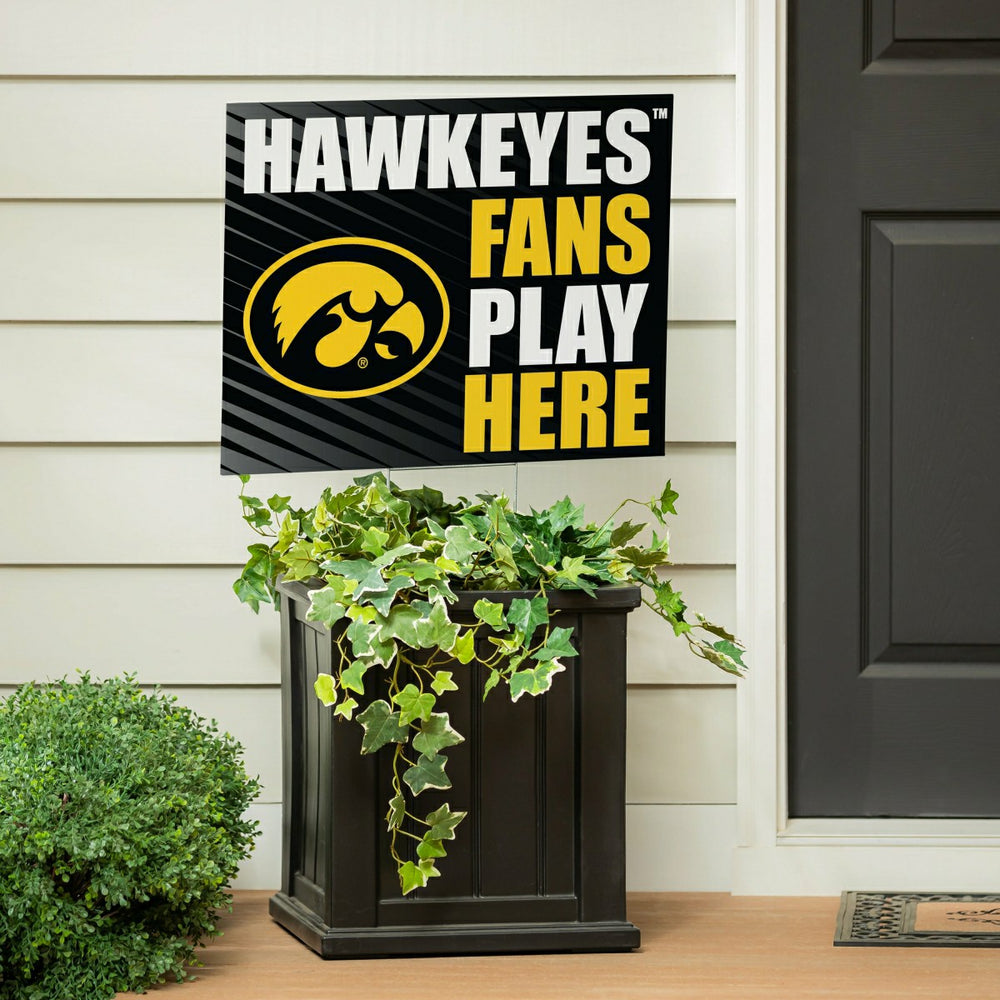 University of Iowa Coroplast Yard Sign "Fans Play Here"