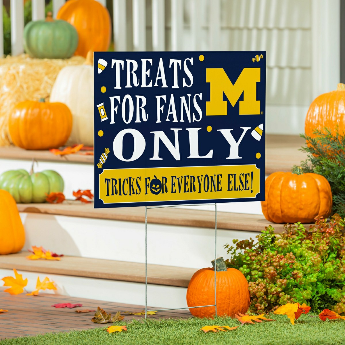 University Of Michigan Yard Sign, Halloween Treats for Fans