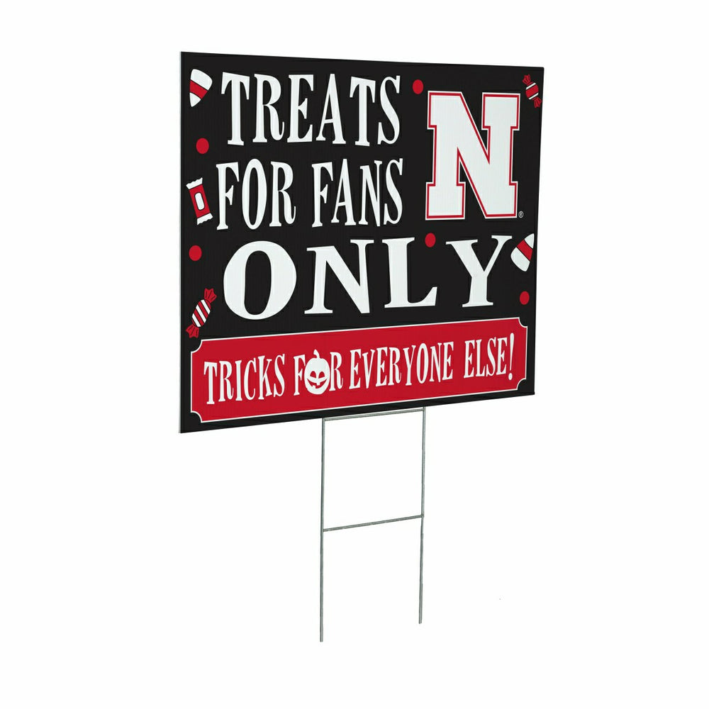University of Nebraska Yard Sign, Halloween Treats for Fans