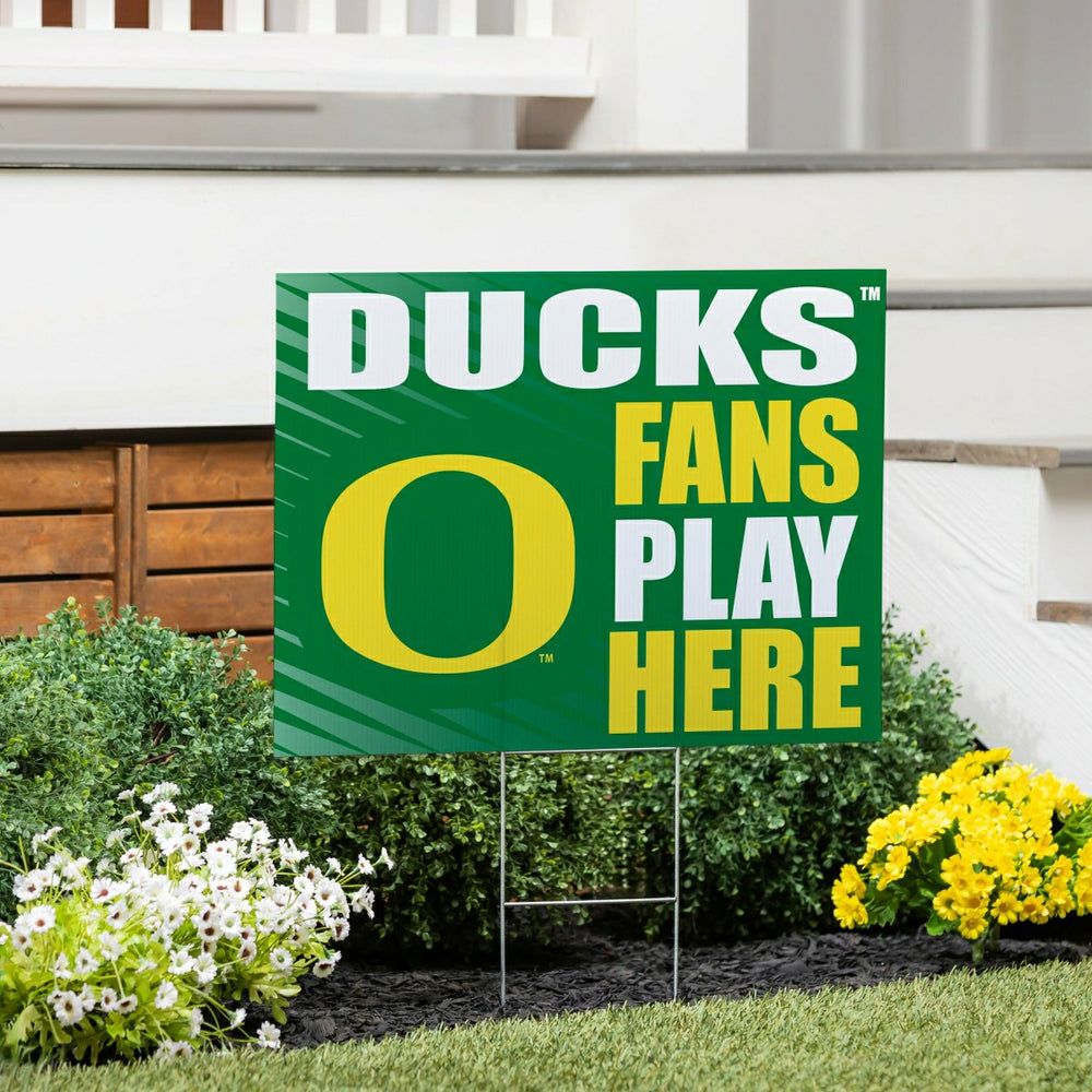 University of Oregon Coroplast Yard Sign "Fans Play Here"