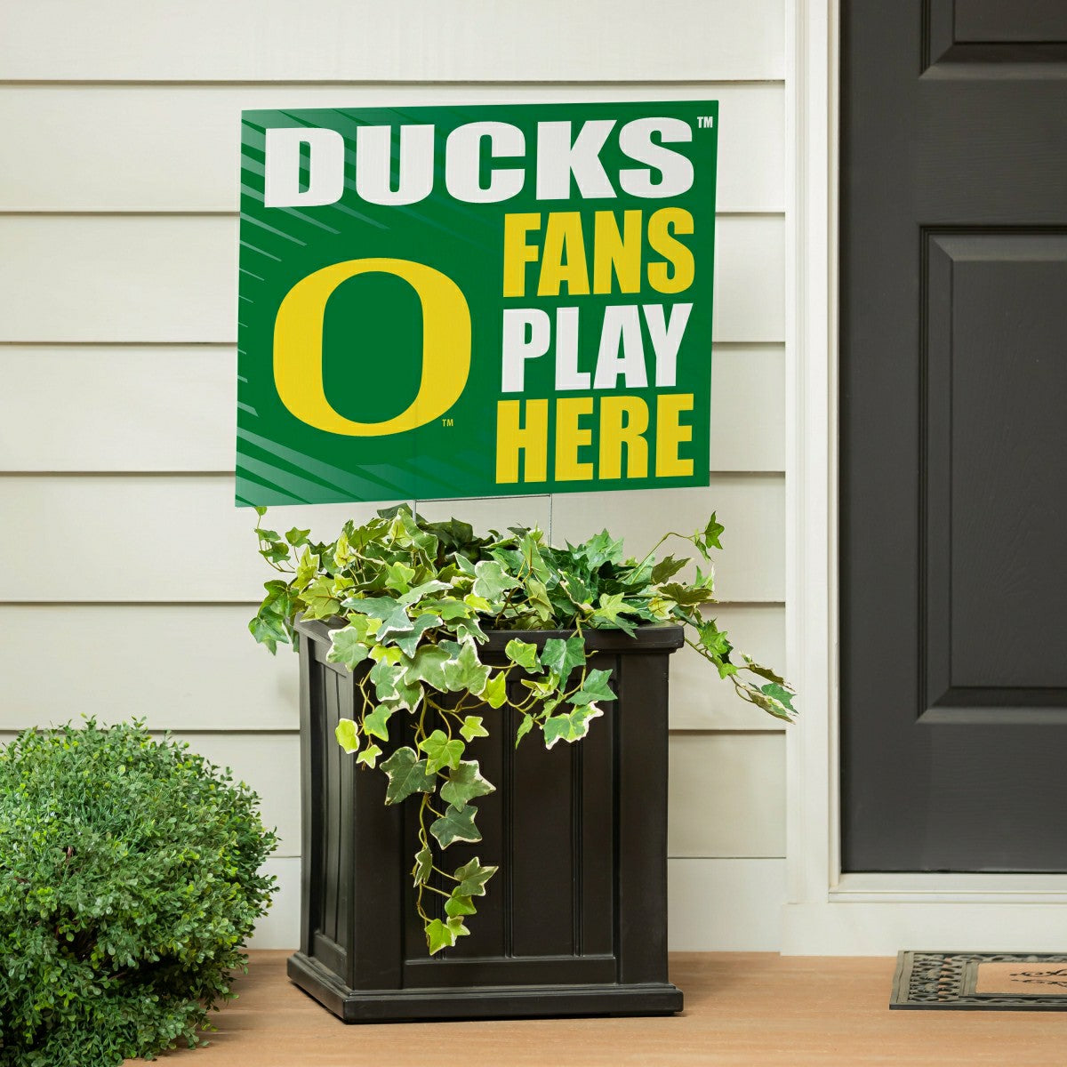 University of Oregon Coroplast Yard Sign "Fans Play Here"