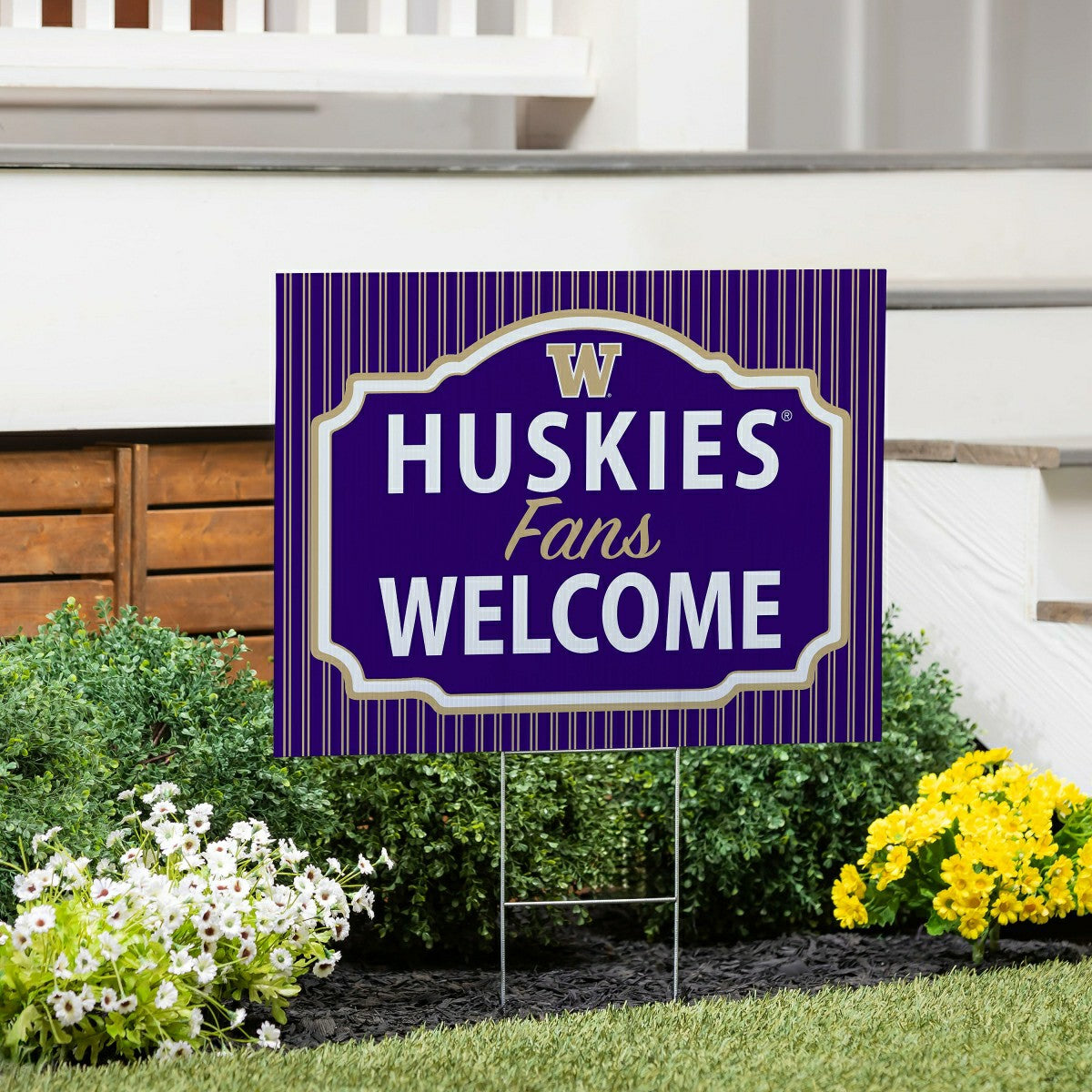 University of Washington Coroplast Yard Sign, "Fans Welcome"