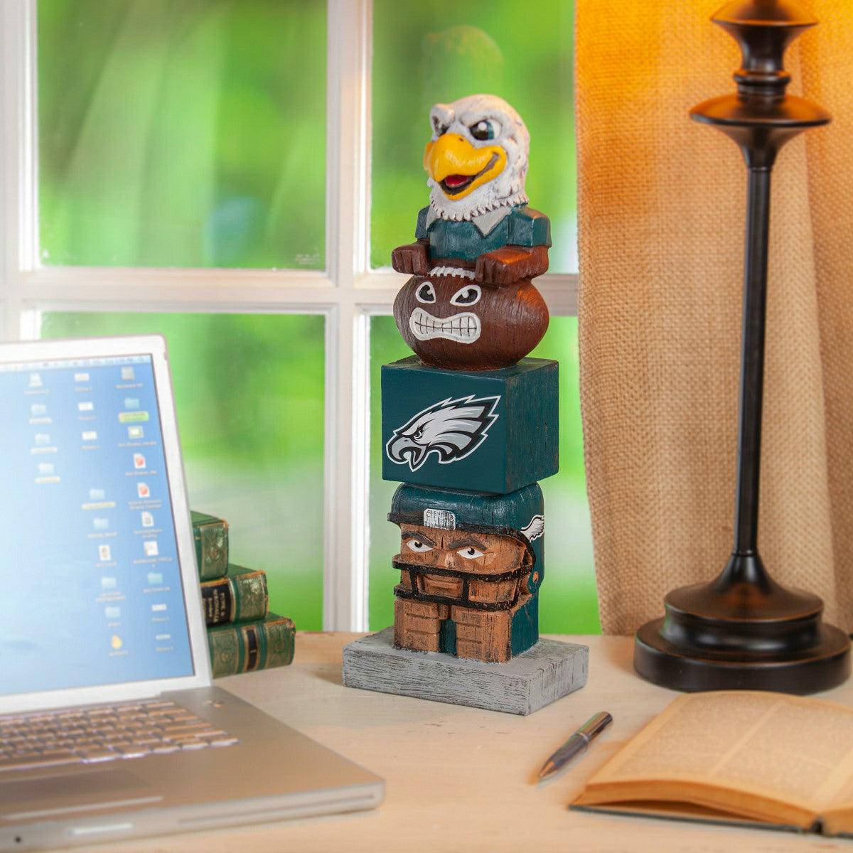 Philadelphia Eagles Tiki Tiki Totem