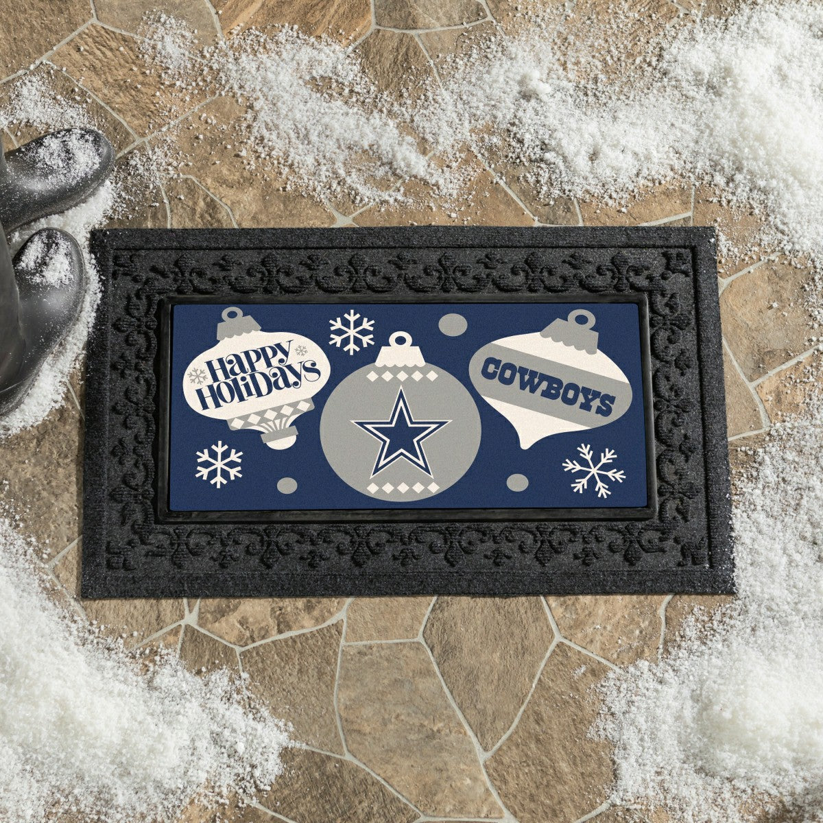 Dallas Cowboys Holiday Flocked Coir Sassafras Switch Mat, 22"x10"