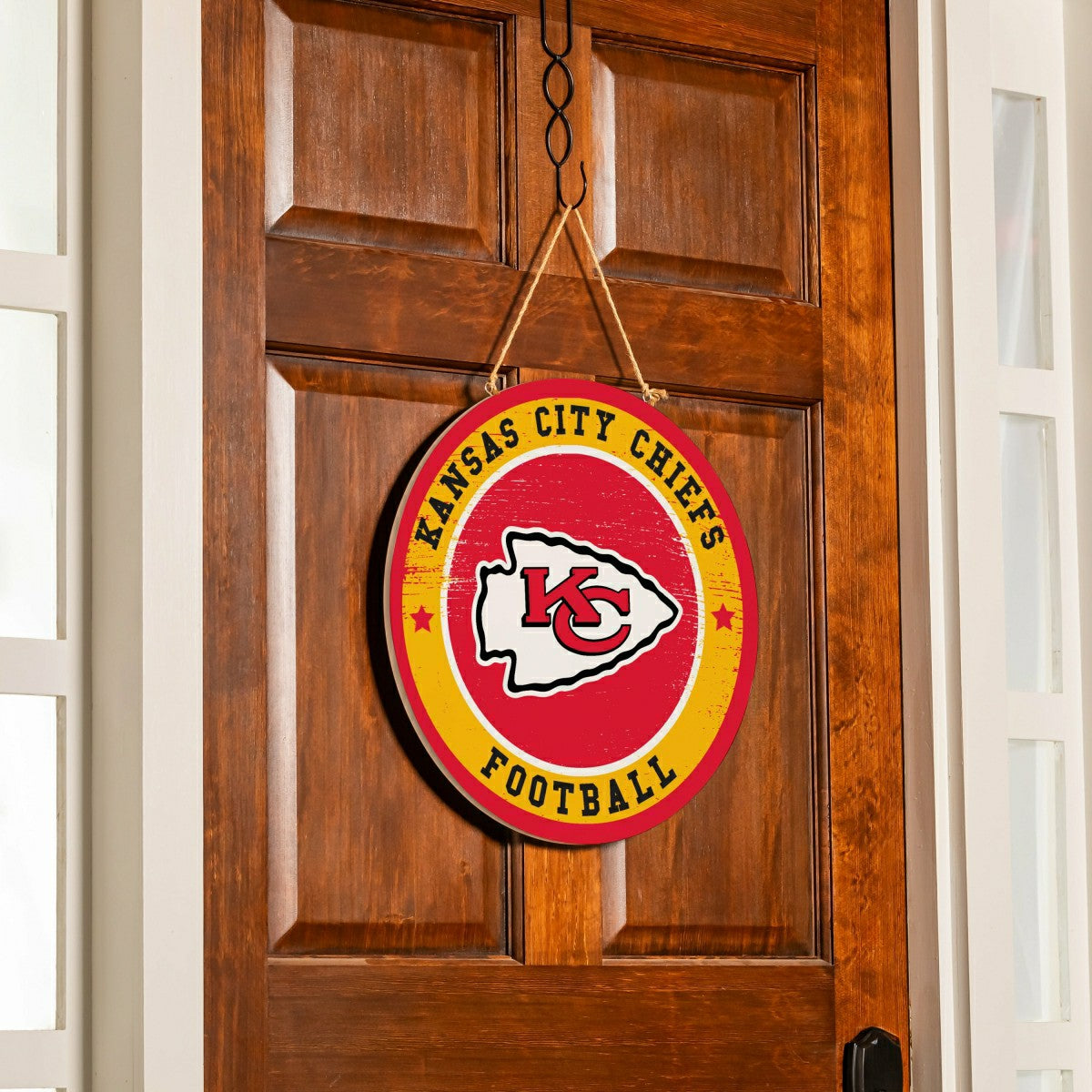 Kansas City Chiefs Round Door Décor with Hanging Rope, 18x18