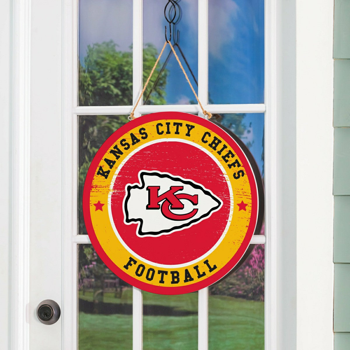 Kansas City Chiefs Round Door Décor with Hanging Rope, 18x18
