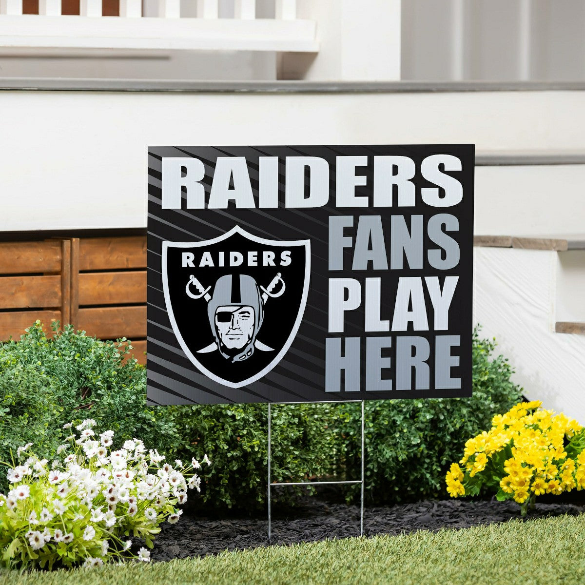 Las Vegas Raiders Coroplast Yard Sign "Fans Play Here"