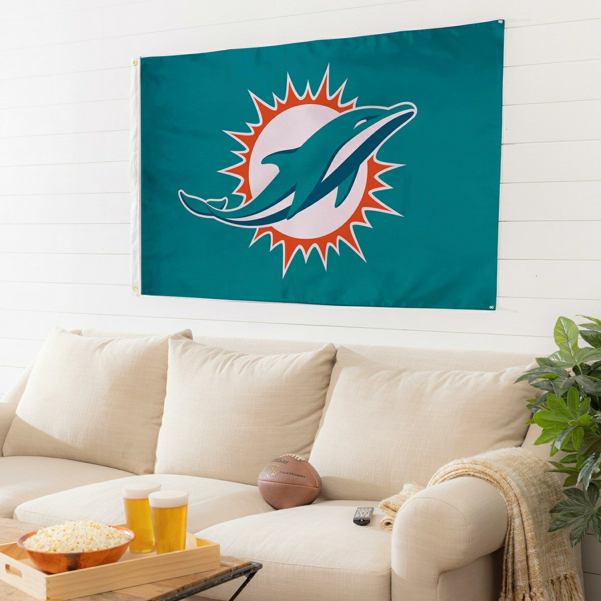 Miami Dolphins Single Sided Flag with 2 Grommets, 3'x5'