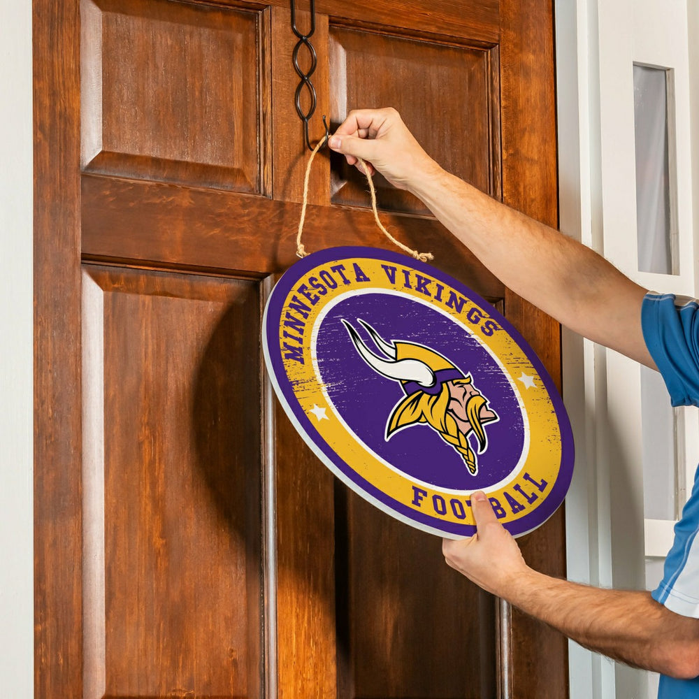 Minnesota Vikings Round Door Décor with Hanging Rope, 18x18