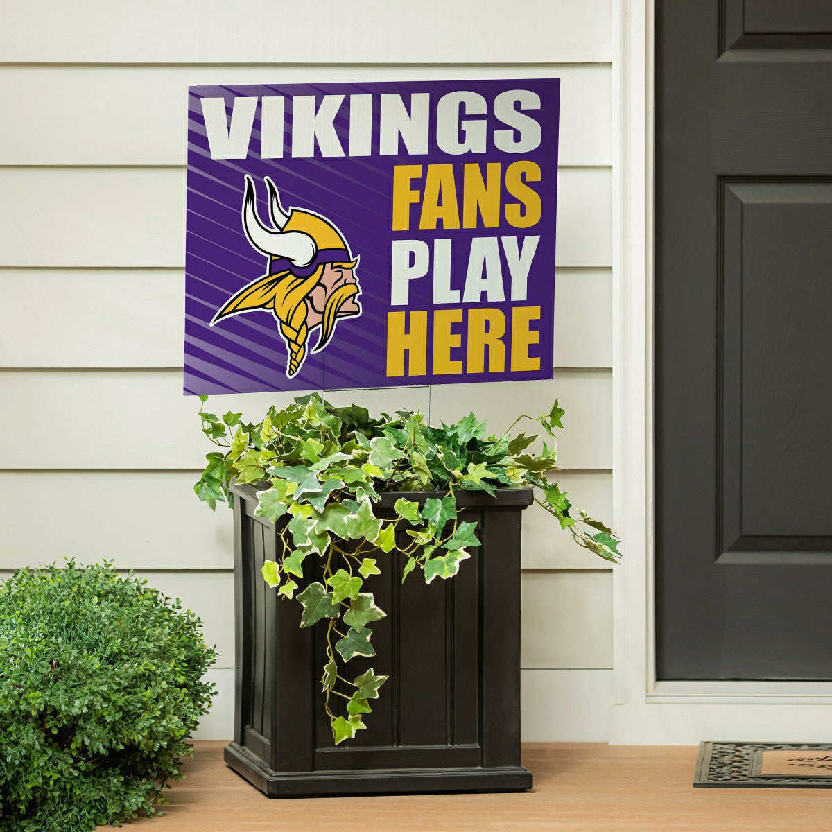 Minnesota Vikings Coroplast Yard Sign "Fans Play Here"