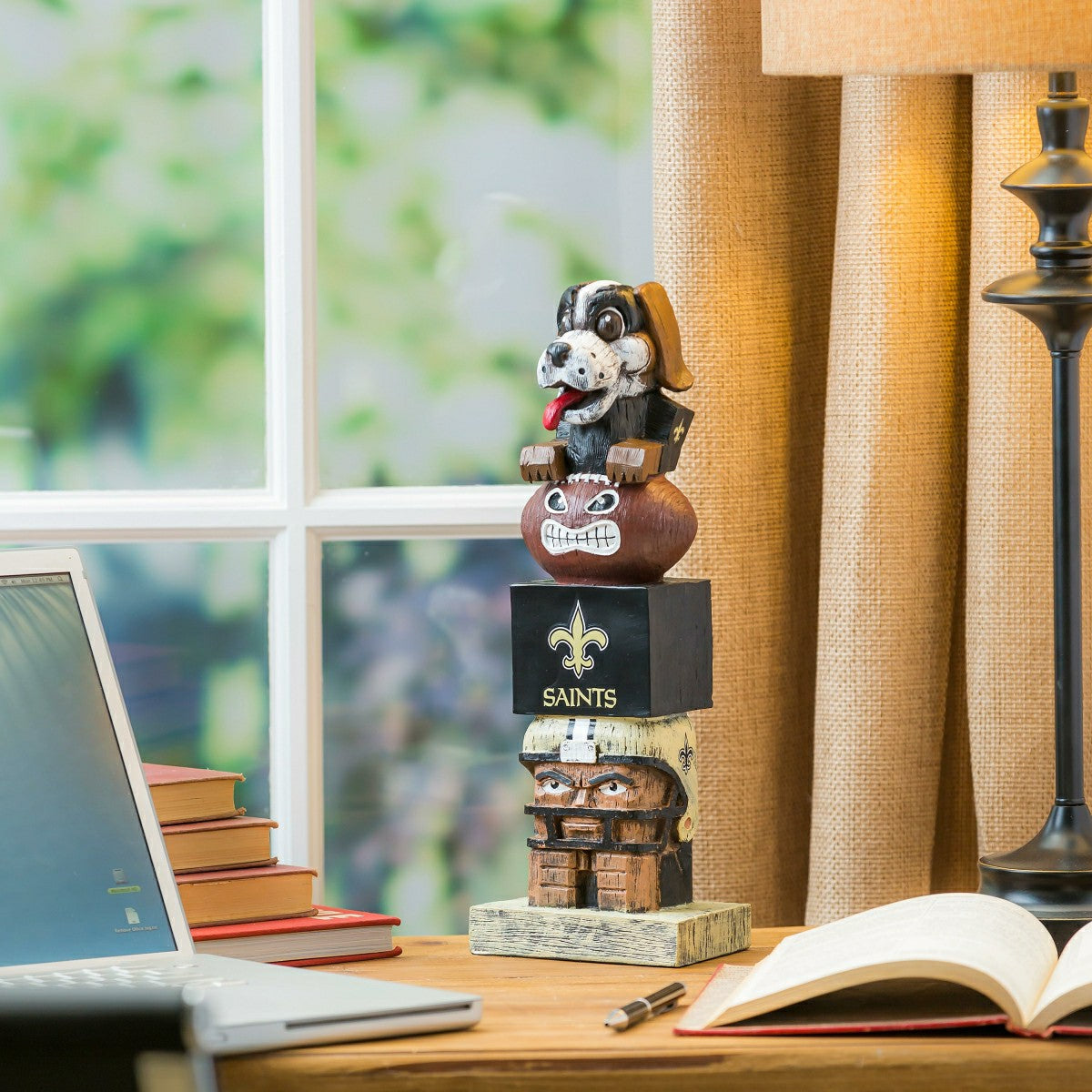 New Orleans Saints Tiki Team Totem Garden Statue