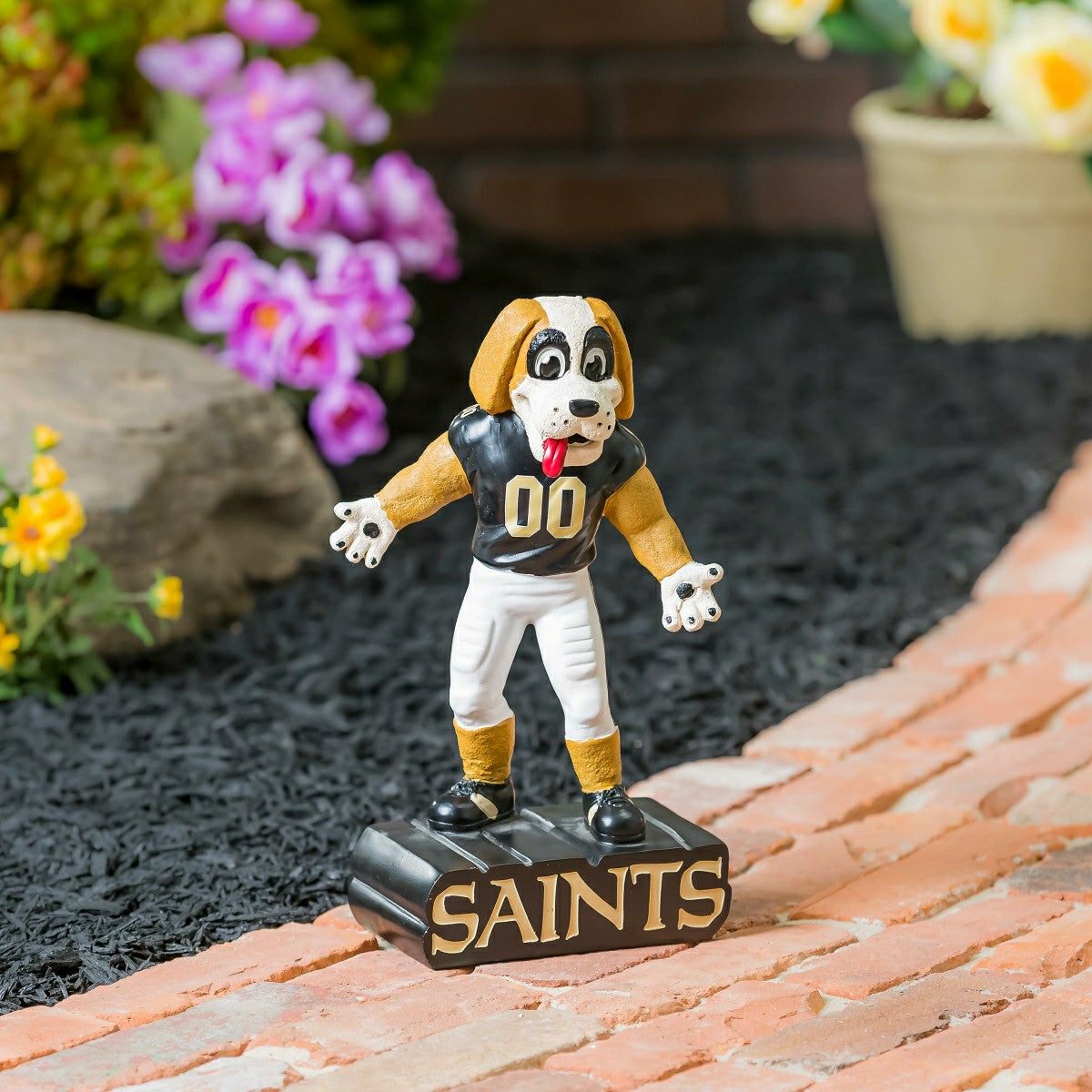 New Orleans Saints Mascot Statue | MyEvergreen