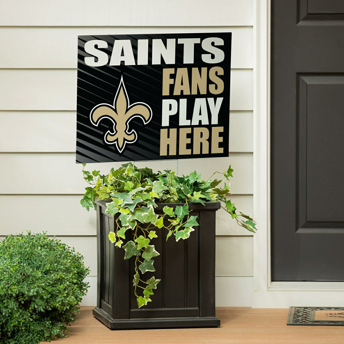 New Orleans Saints Coroplast Yard Sign "Fans Play Here"