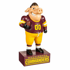 Washington Commanders, Mascot Statue