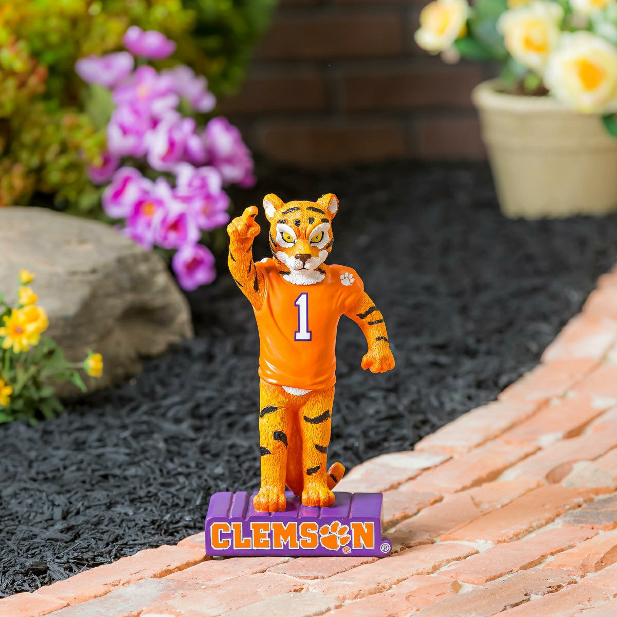 Clemson University, Mascot Statue