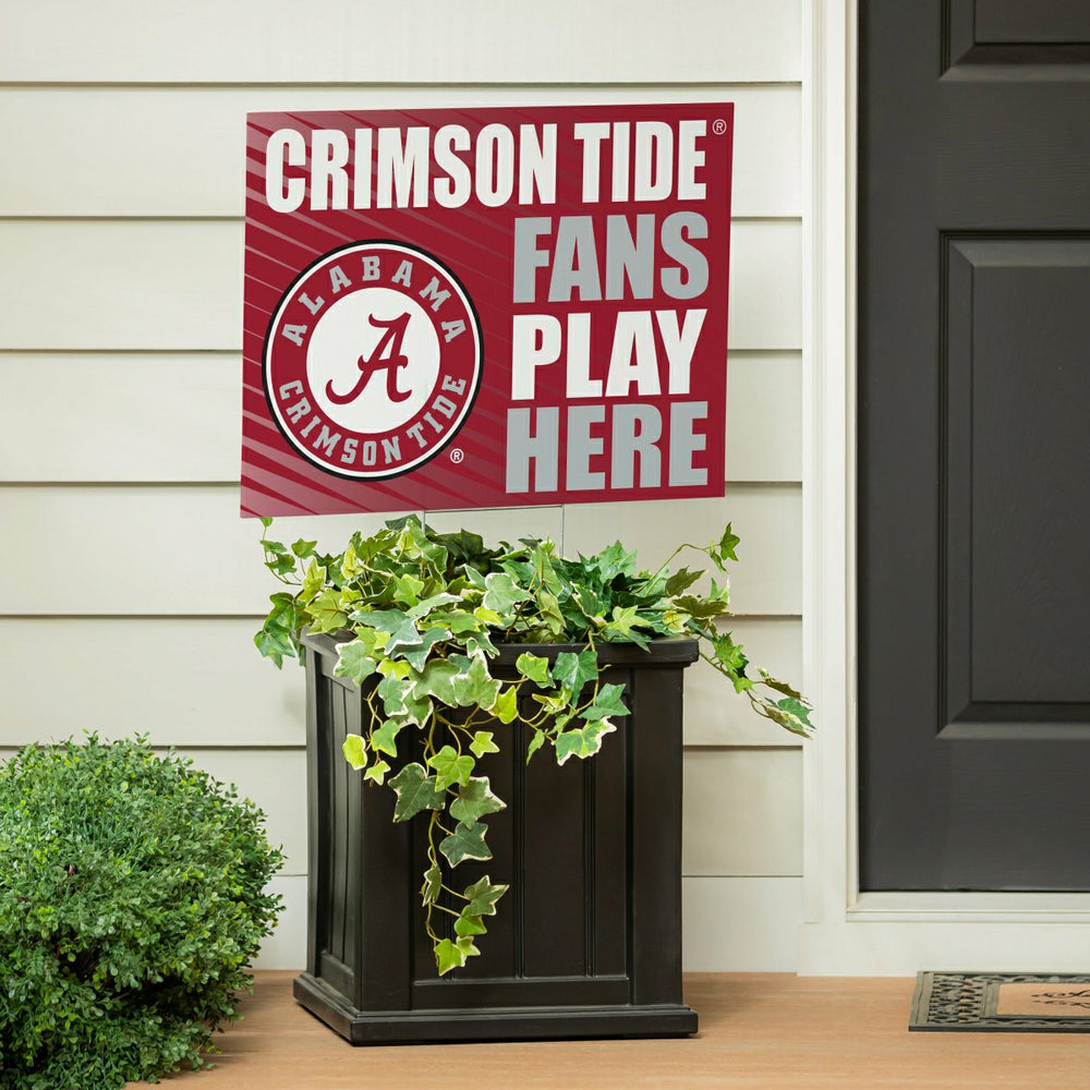 University of Alabama Coroplast Yard Sign "Fans Play Here"