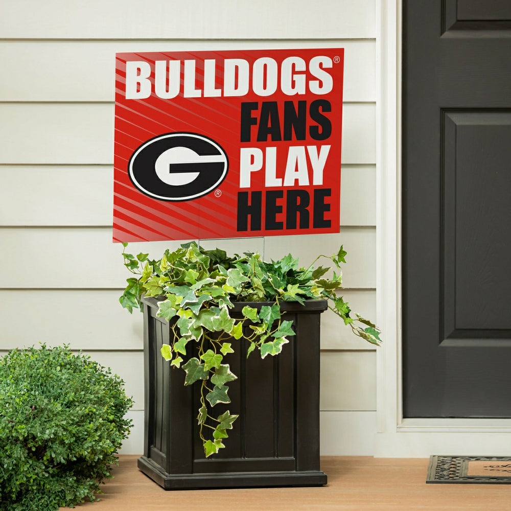 University of Georgia Coroplast Yard Sign "Fans Play Here"