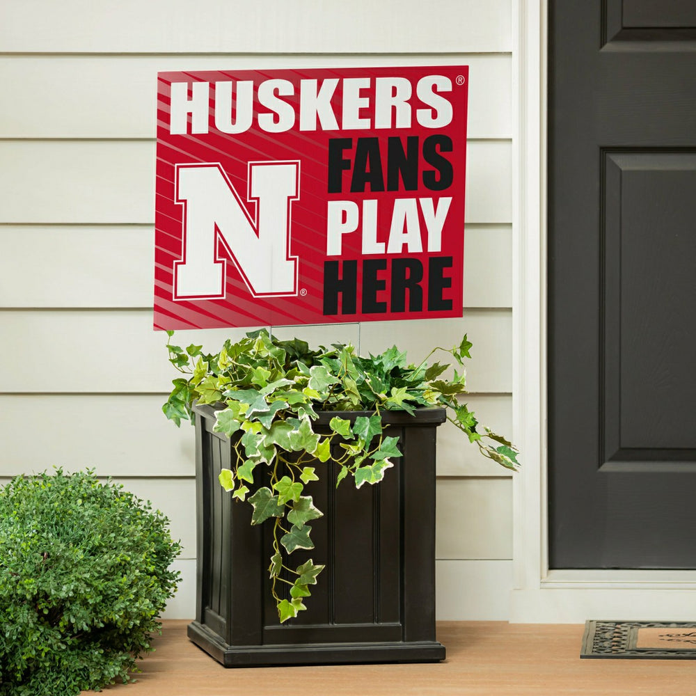 University of Nebraska Coroplast Yard Sign "Fans Play Here"