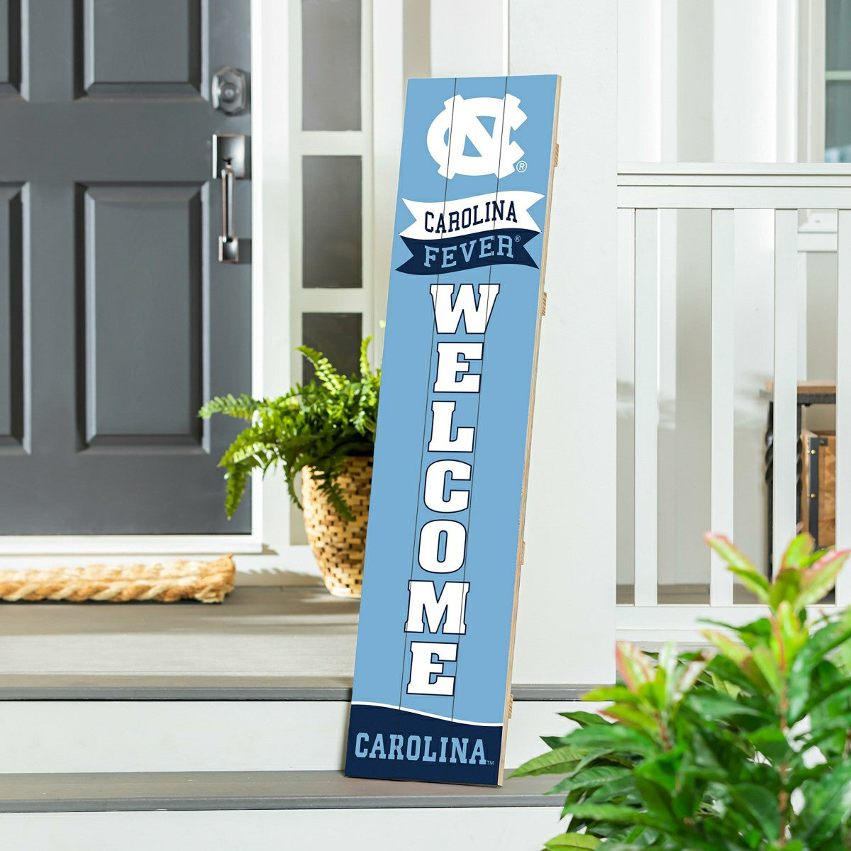 University of North Carolina Large Single Sided Leaner, 46"