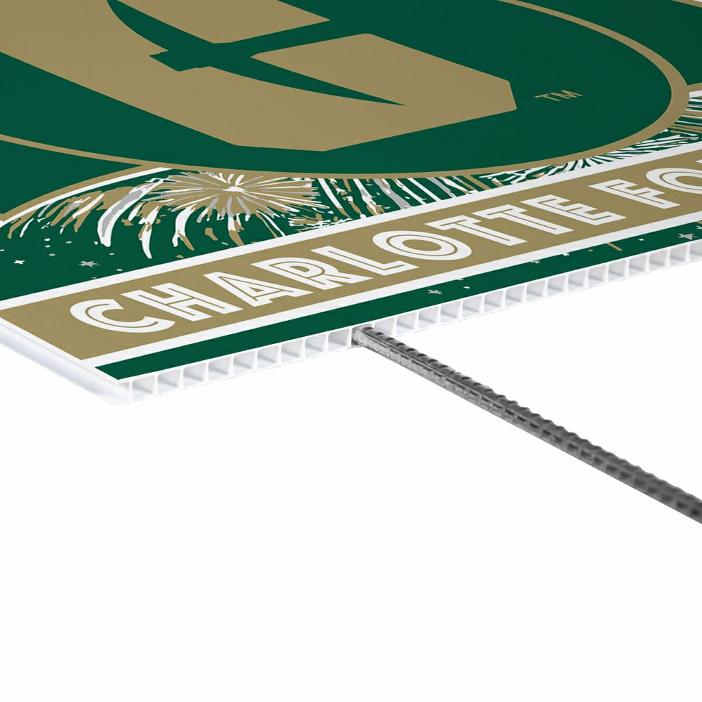University of North Carolina/Charlotte Yard Sign, Patriotic