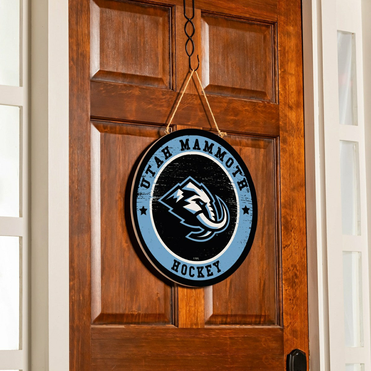 Utah Hockey Club Round Door Décor with Hanging Rope, 18x18