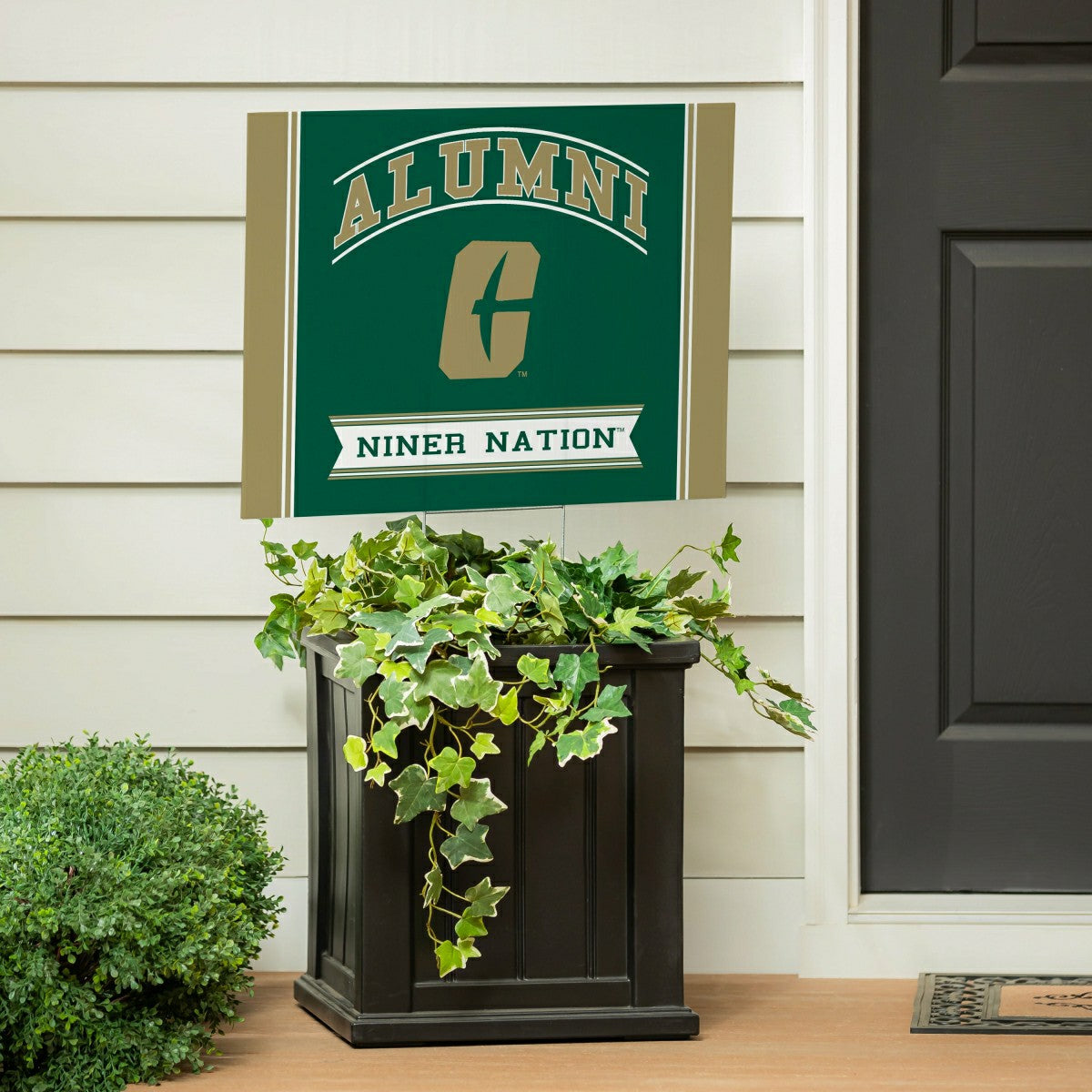 University of North Carolina/Charlotte Coroplast Yard Sign Alumni