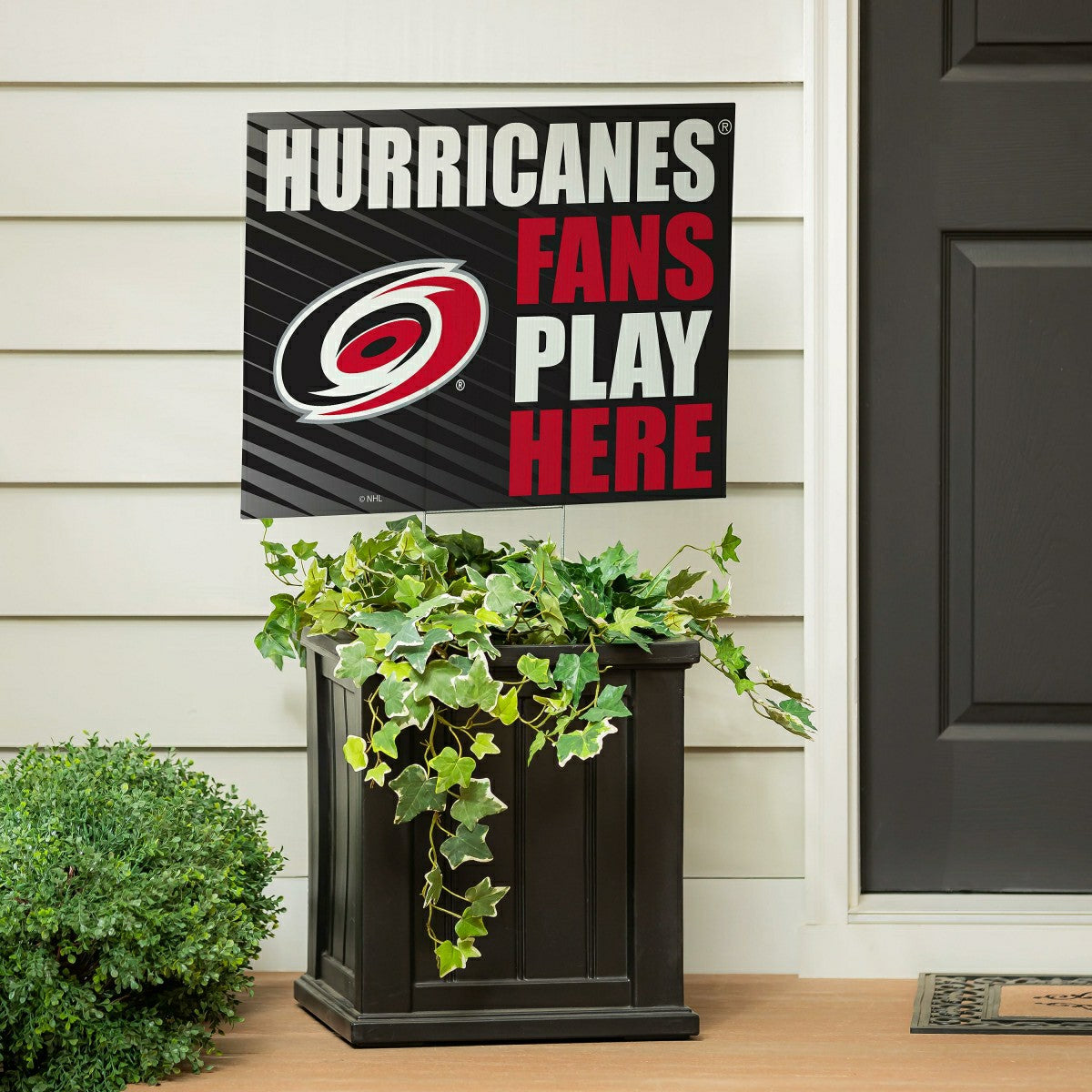 Carolina Hurricanes Coroplast Yard Sign "Fans Play Here"