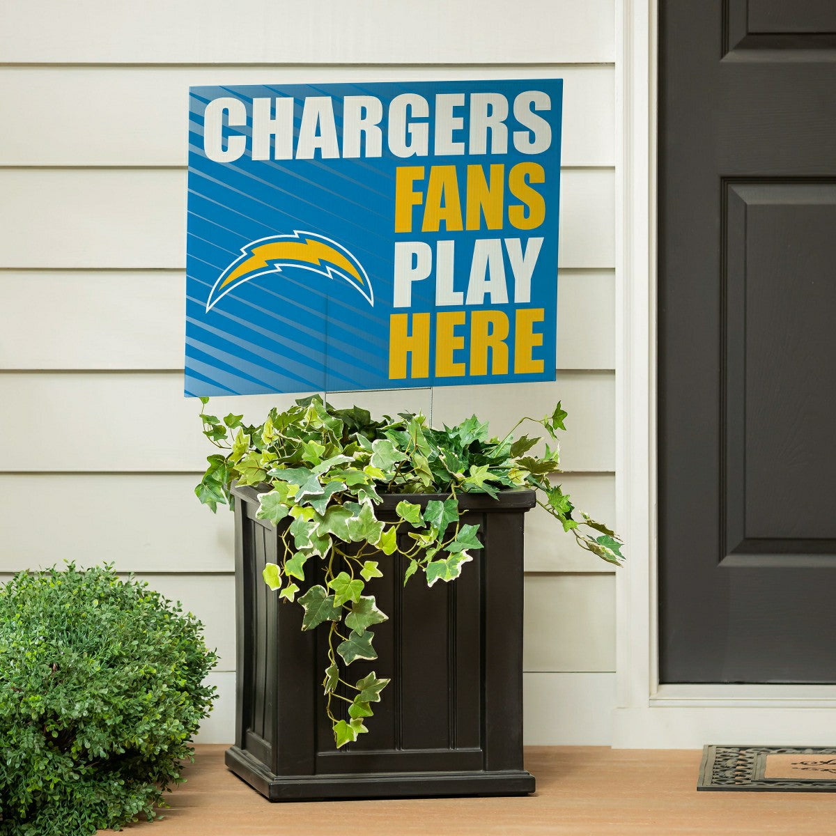 Los Angeles Chargers Coroplast Yard Sign "Fans Play Here"
